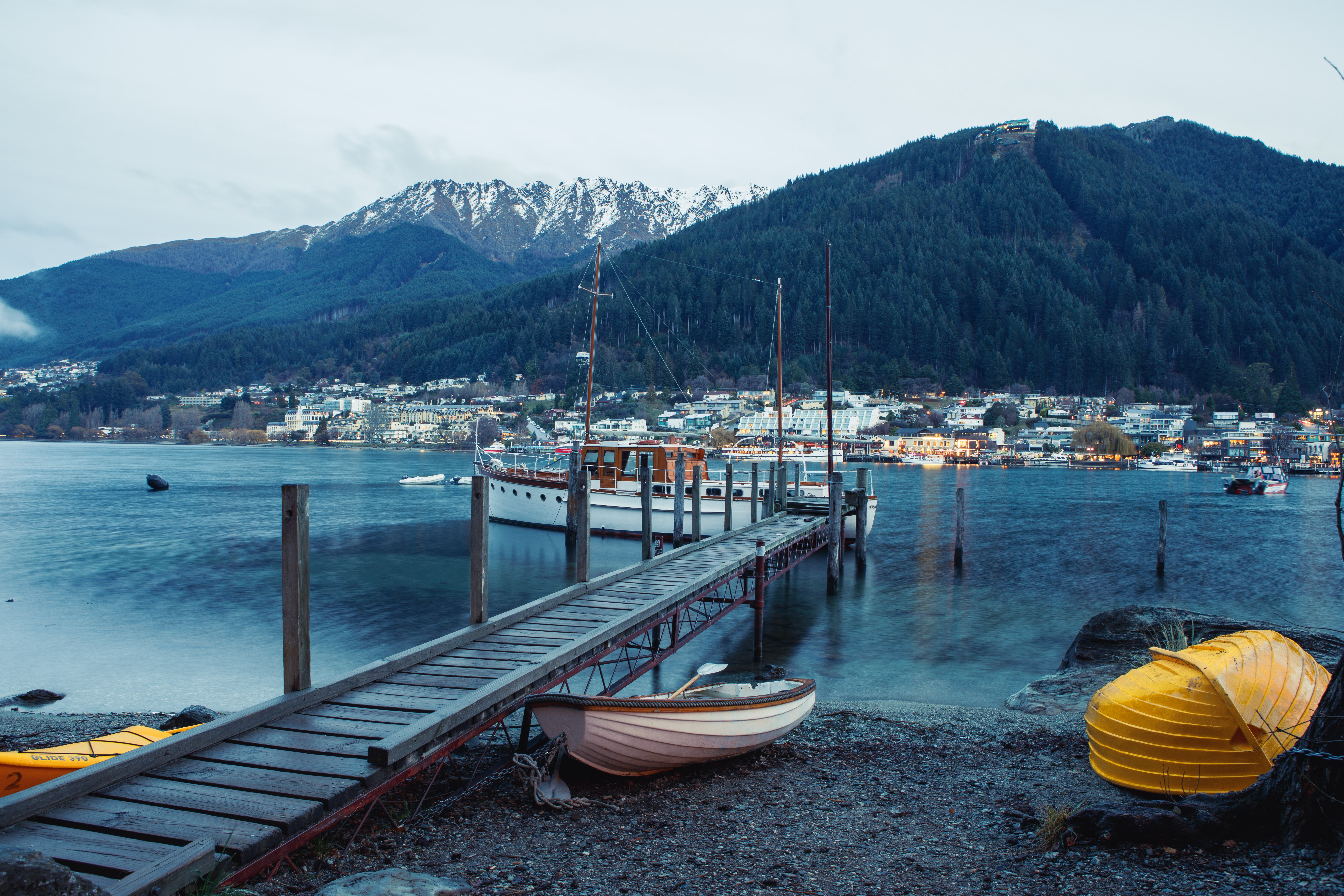 Luxury Queenstown Escape: 1 Night Stay Inc Breakfast