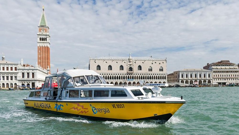 Venice Airport to City Center Waterbus Ticket Voucher