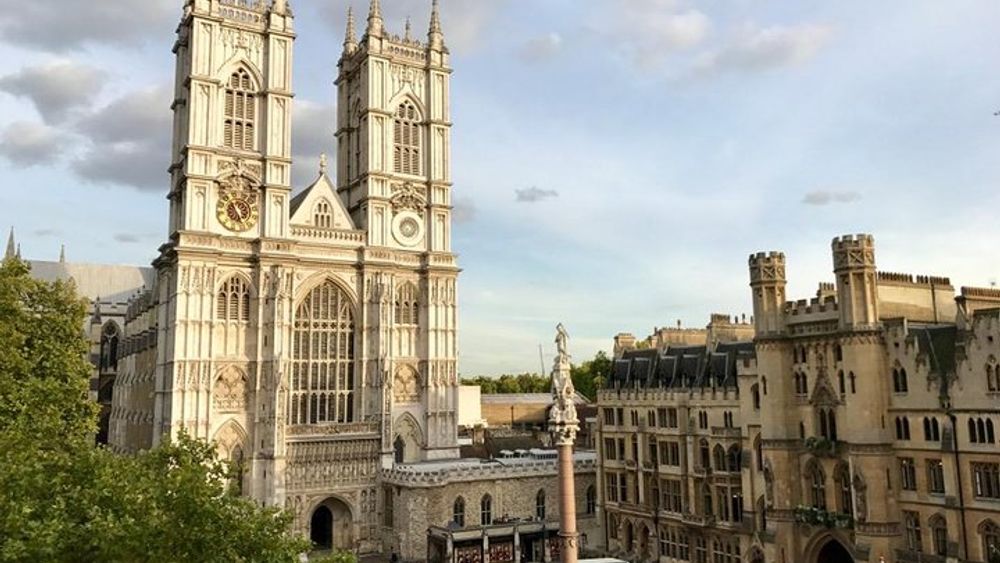 Skip the Line into Houses of Parliament & Westminster Abbey Fully-Guided Tour