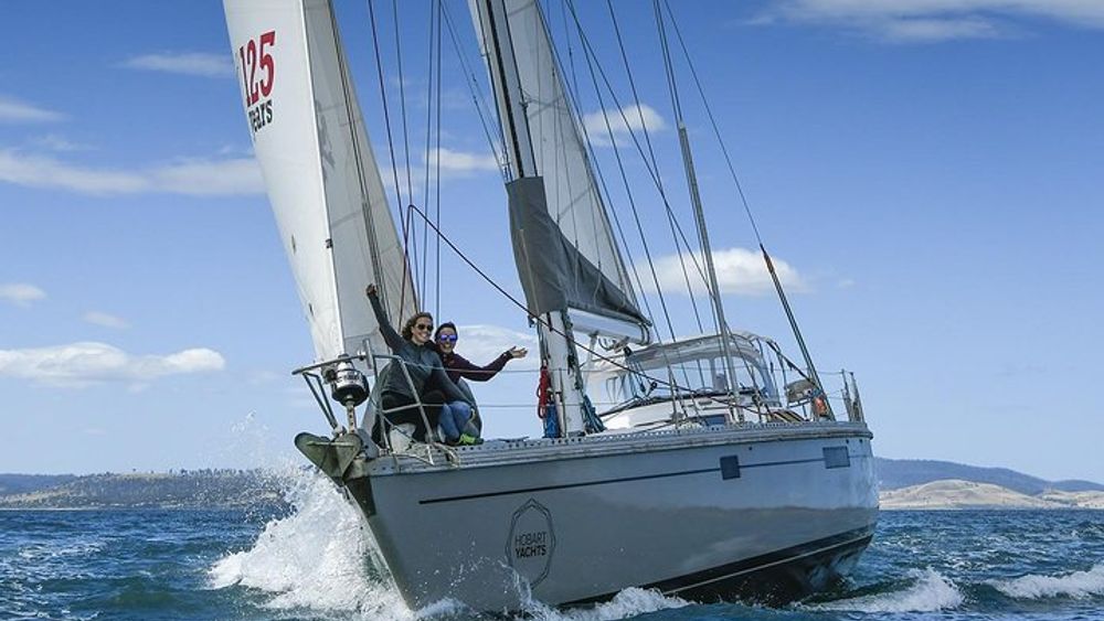 Half-Day Sailing on the Derwent River from Hobart