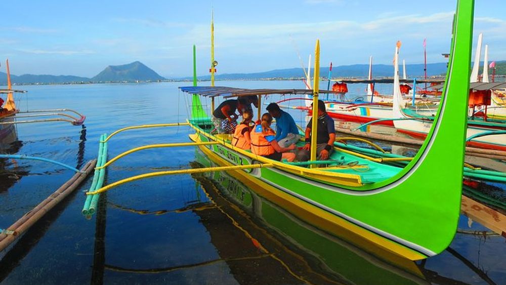 Small-Group Day Tour from Manila to Nearby Countryside