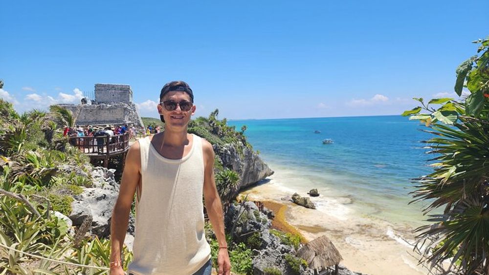 Visit to Tulúm, COBA and a Cenote, with lunch included.