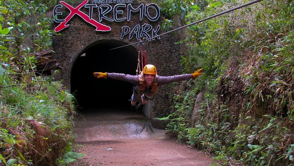 Extreme Canopy tour in Monteverde