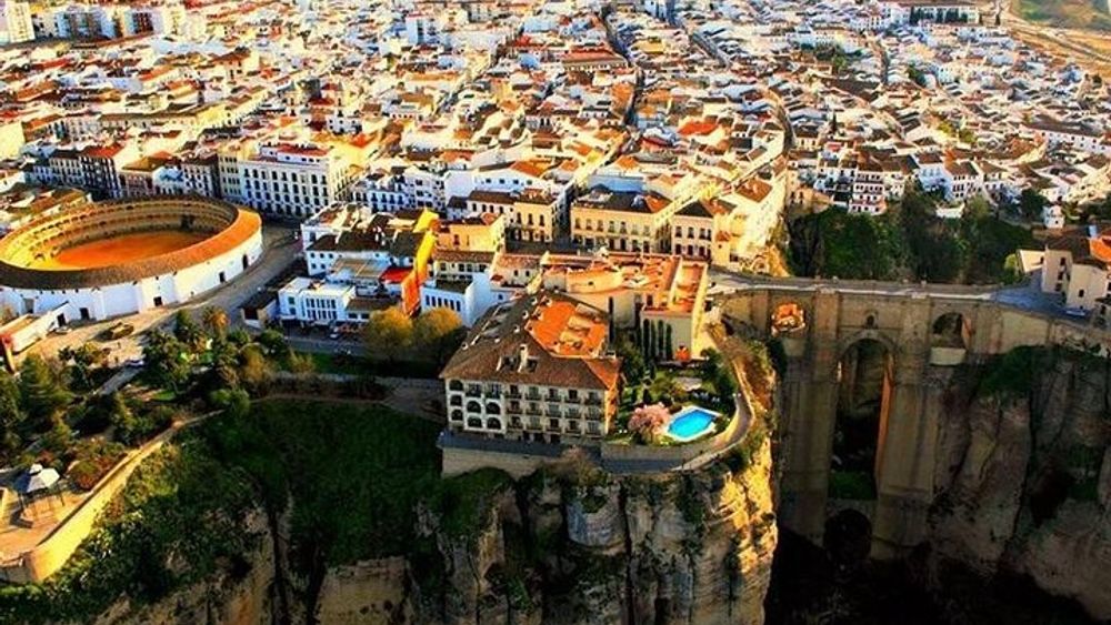 Ronda Historical Walking Tour with Bullring Entrance