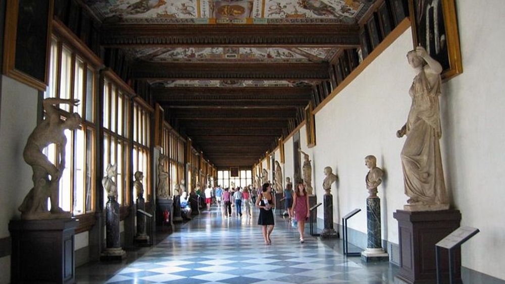 Uffizi Gallery semi private guided tour