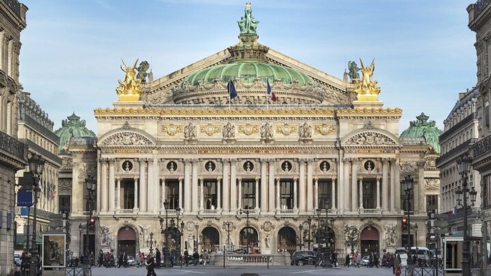 Opera, Jewellery,Fashion,Palais Royal walking tour