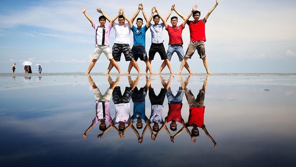 Sky Mirror Experiences at Kuala Selangor plus Batu Caves Stopover