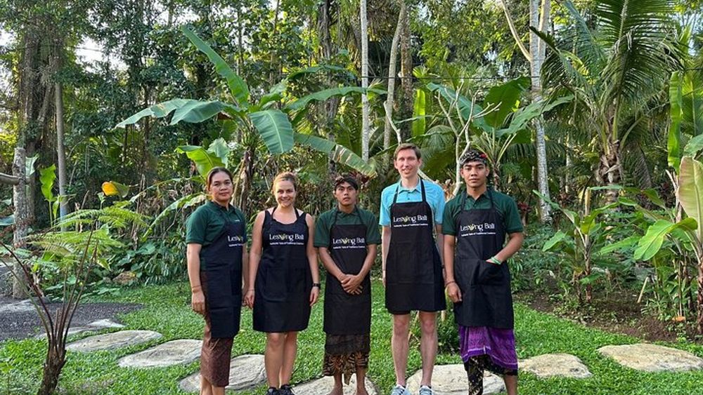 Evening Cooking Class with Romantic Dinner in Ubud