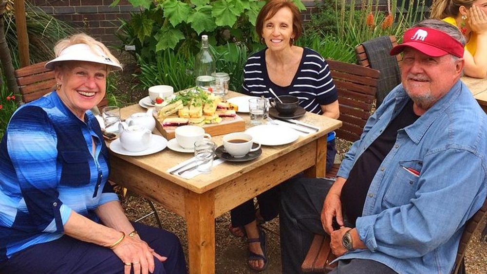Secret Gardens Tour of London with Afternoon Tea