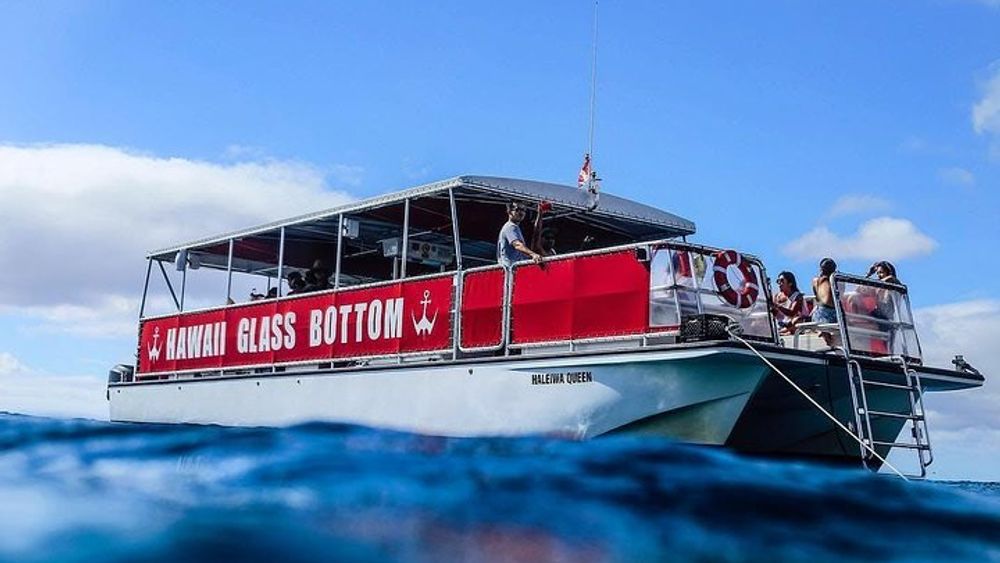 Waikiki Glass-Bottom Boat Cruise from Honolulu