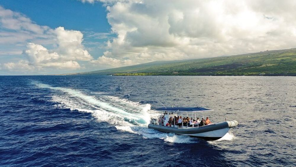 4 Hour Super-Raft Snorkeling Experience in Kailua-Kona