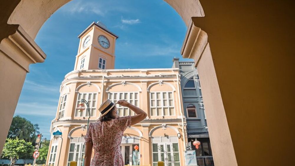 Phuket City Half-Day Guided Tour with Lunch and Pick-up