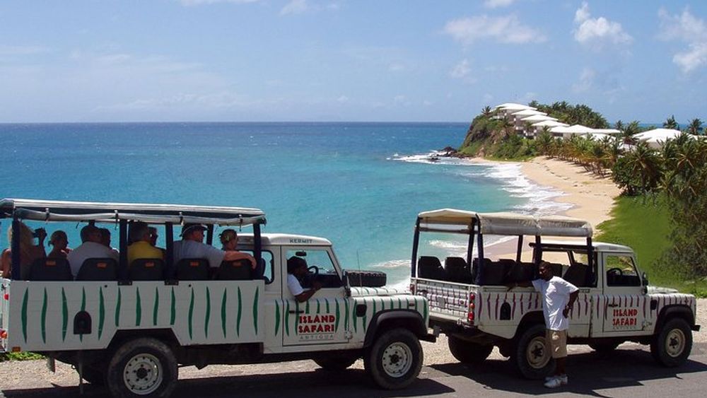 Island Safari Discovery