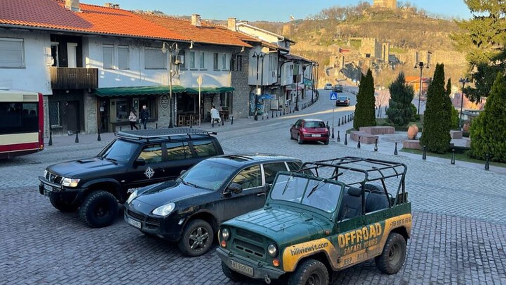 Veliko Tarnovo Off-Road Safari Jeep Tour Through Arbanassi