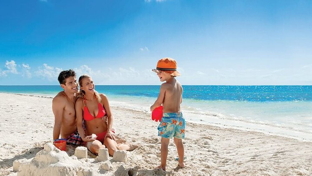 Seven Mile Beach Tour from Montego Bay or Grand Palladium