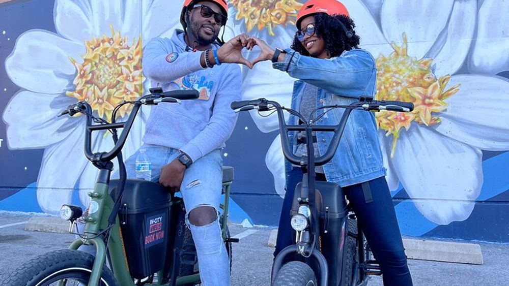 Smart Tour: Dallas Mural E-Bike Tour