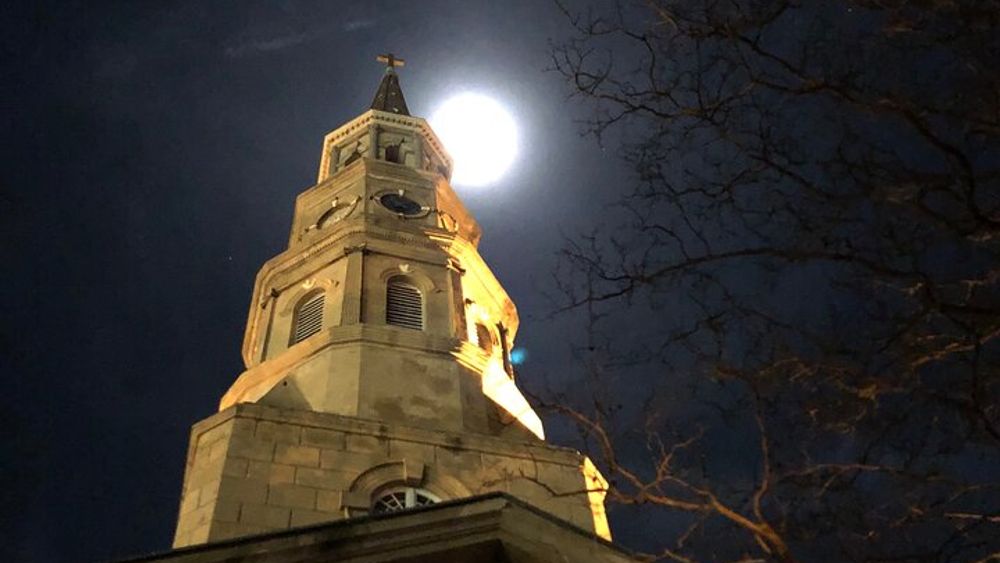 Guided City of The Dead Walking Tour in Charleston