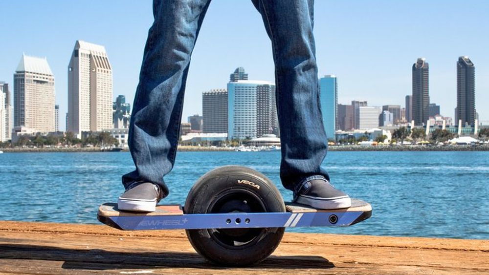San Diego Small-Group Electric Hoverboard Lesson and Bay Ride