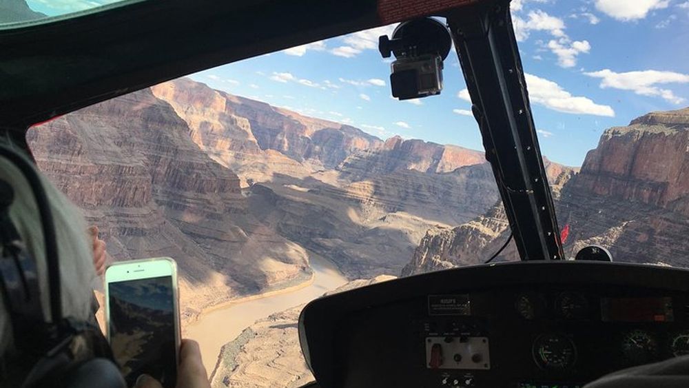 Grand Canyon Helicopter Tour with Eagle Point Rim Landing