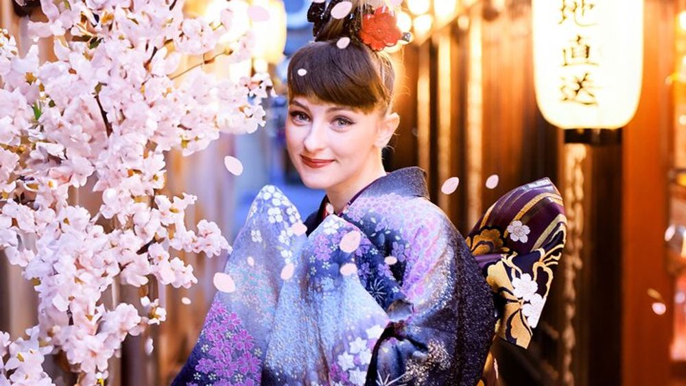 Osaka Private Kimono Photoshoot and Rental