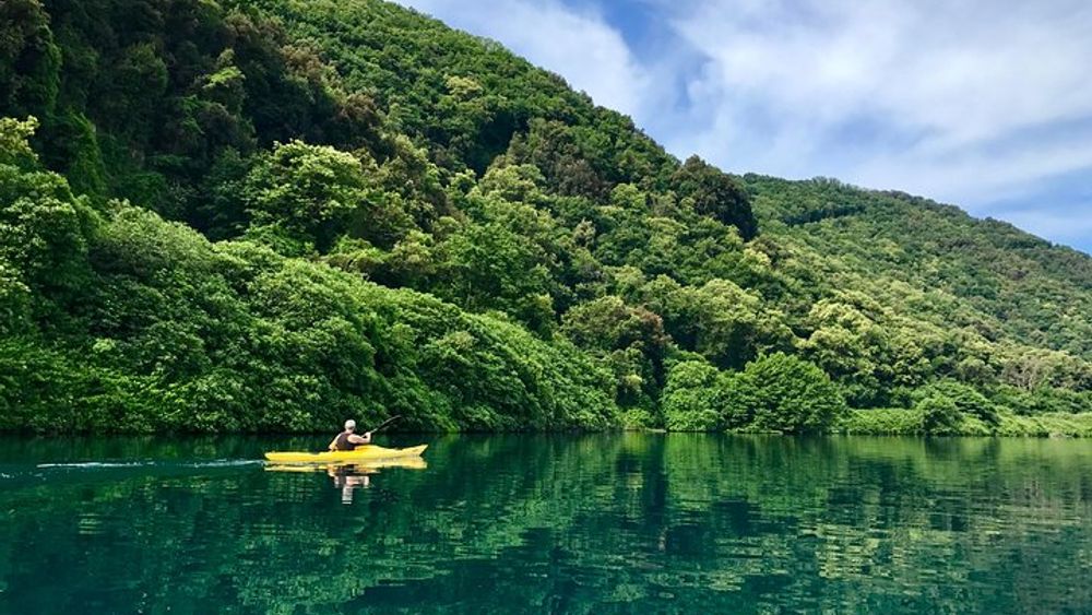 Castel Gandolfo's Lake Albano Kayak Tour with Swim Break