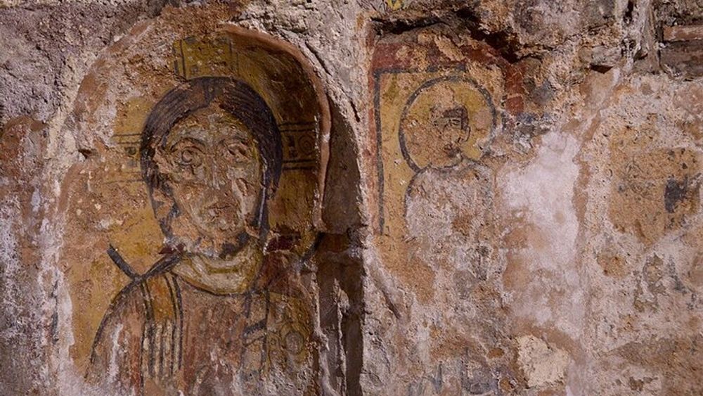 Group tour: Christian Catacombs