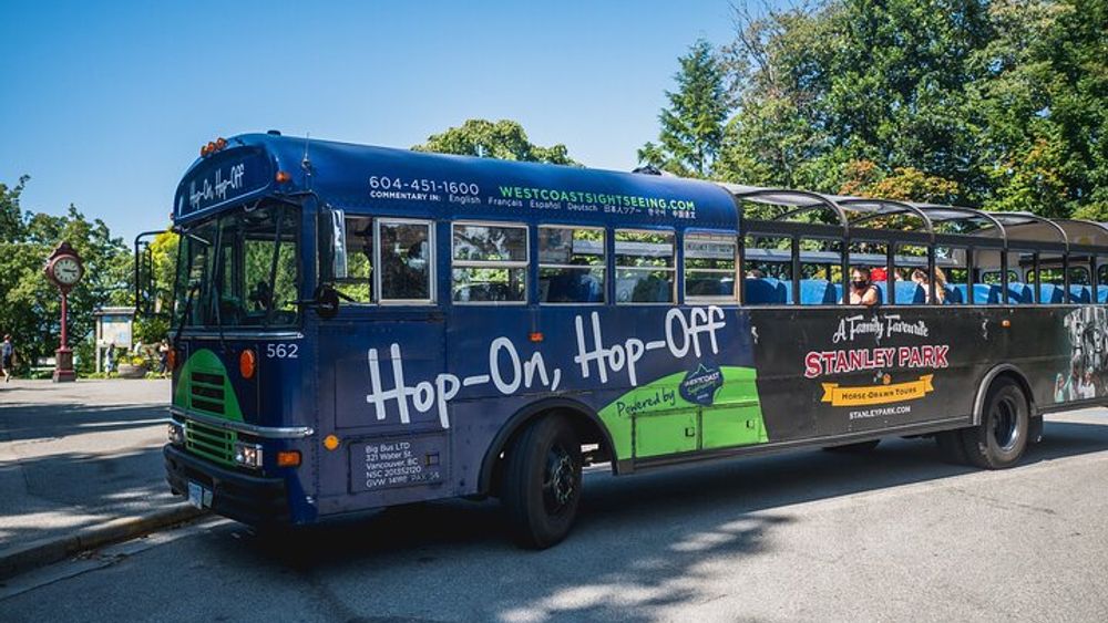 Vancouver: Hop-On Hop-Off Clear-Top Bus Sightseeing Tour