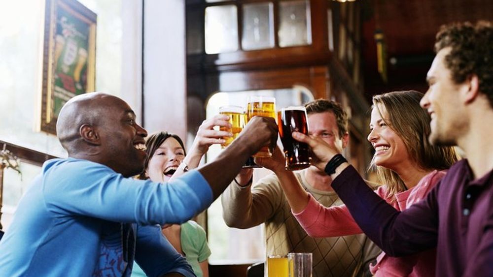 Boston Historic Taverns Tour with Tastings & Roundtrip Ferry Ride