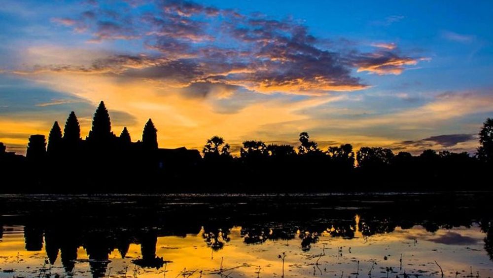 Angkor Wat Private Tour with Sunset Watching