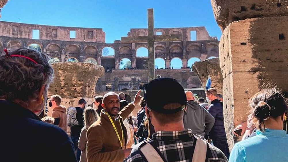 Palatine Hill and Roman Forum Scenic Overlook Tour