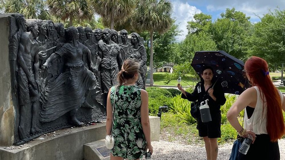 Small-Group Voodoo Tour in New Orleans
