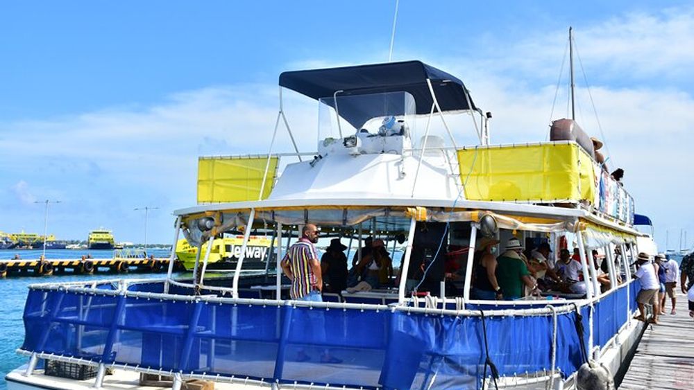A shared catamaran cruise to Isla Mujeres