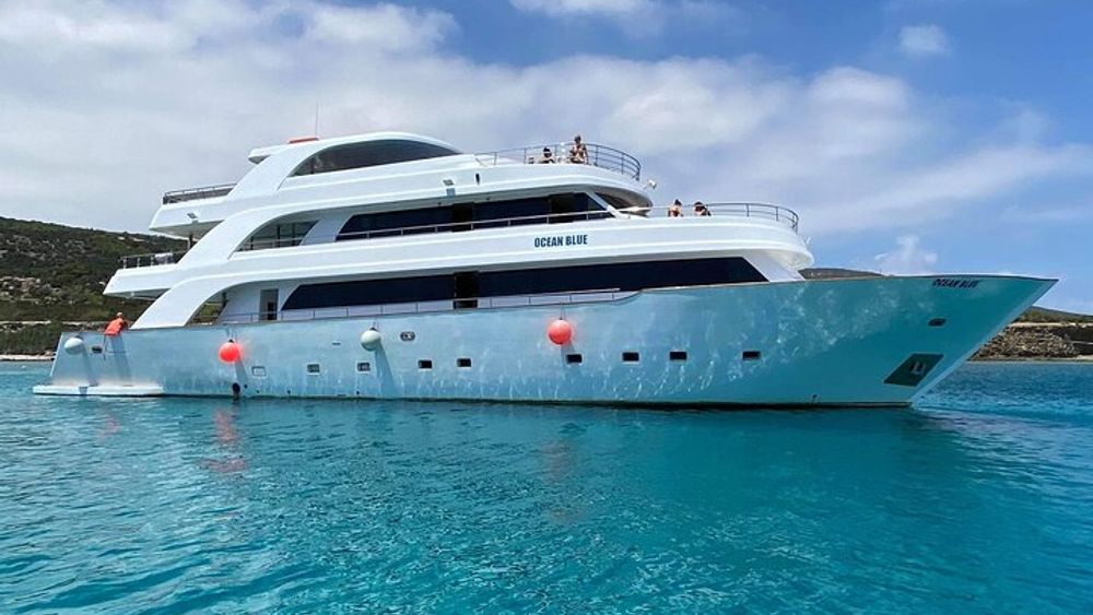 Ocean Blue | Celebrity Morning (Blue Lagoon) Cruise