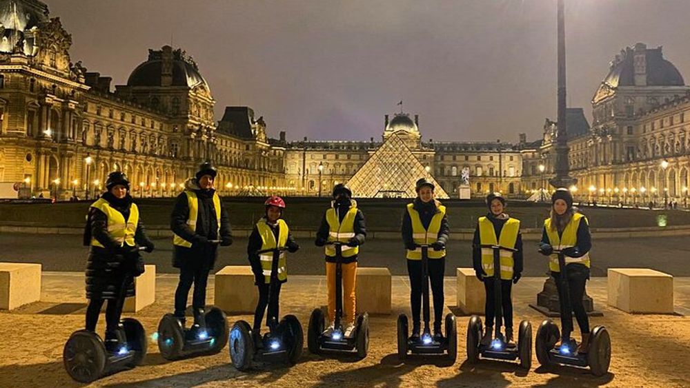 Night Group Tour on Segway