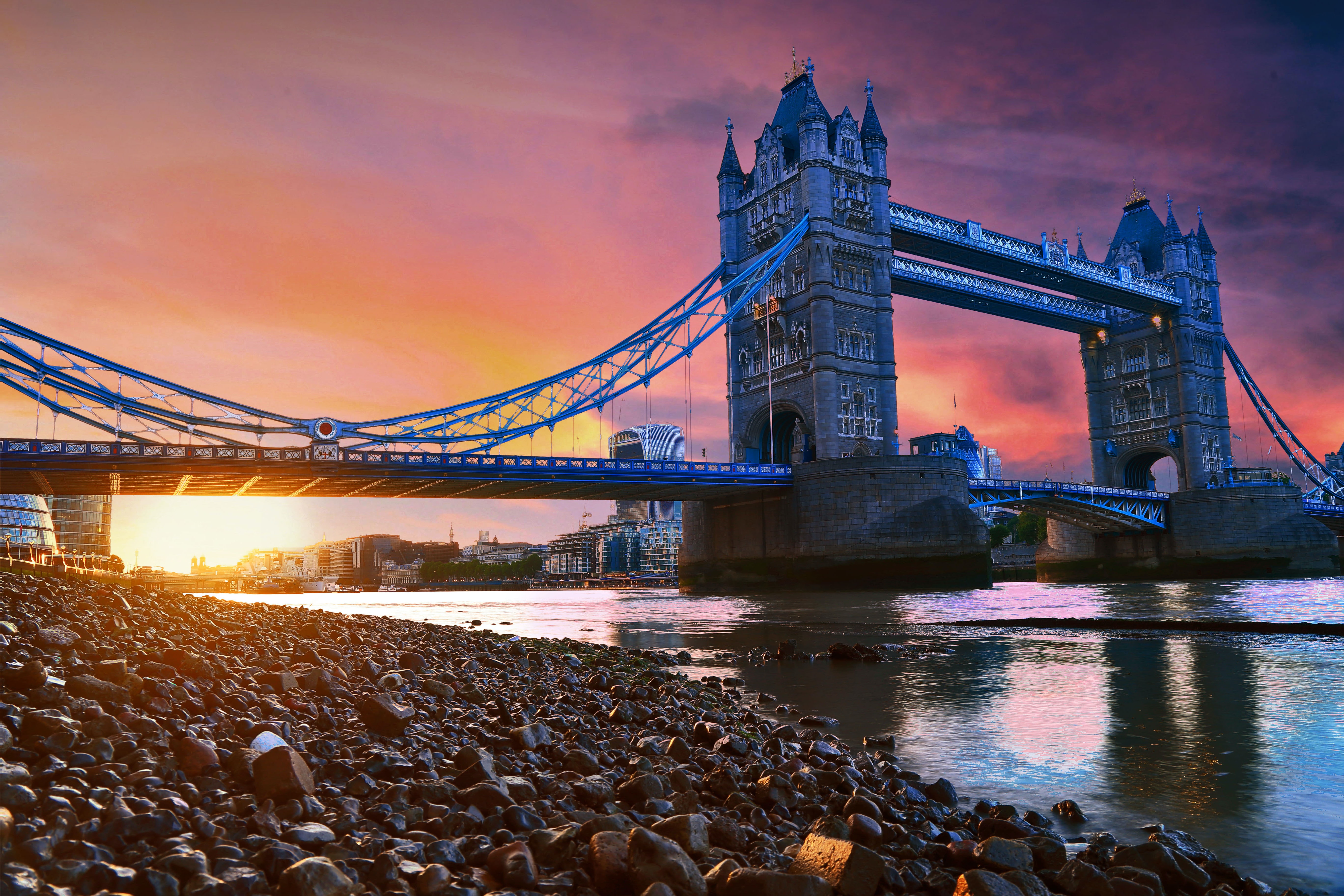 London Overnighter: 1 Night Accommodation for Two