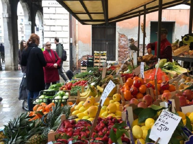 Private Venice Local Market Tour & Homemade Cooking Class 2 Pax Min