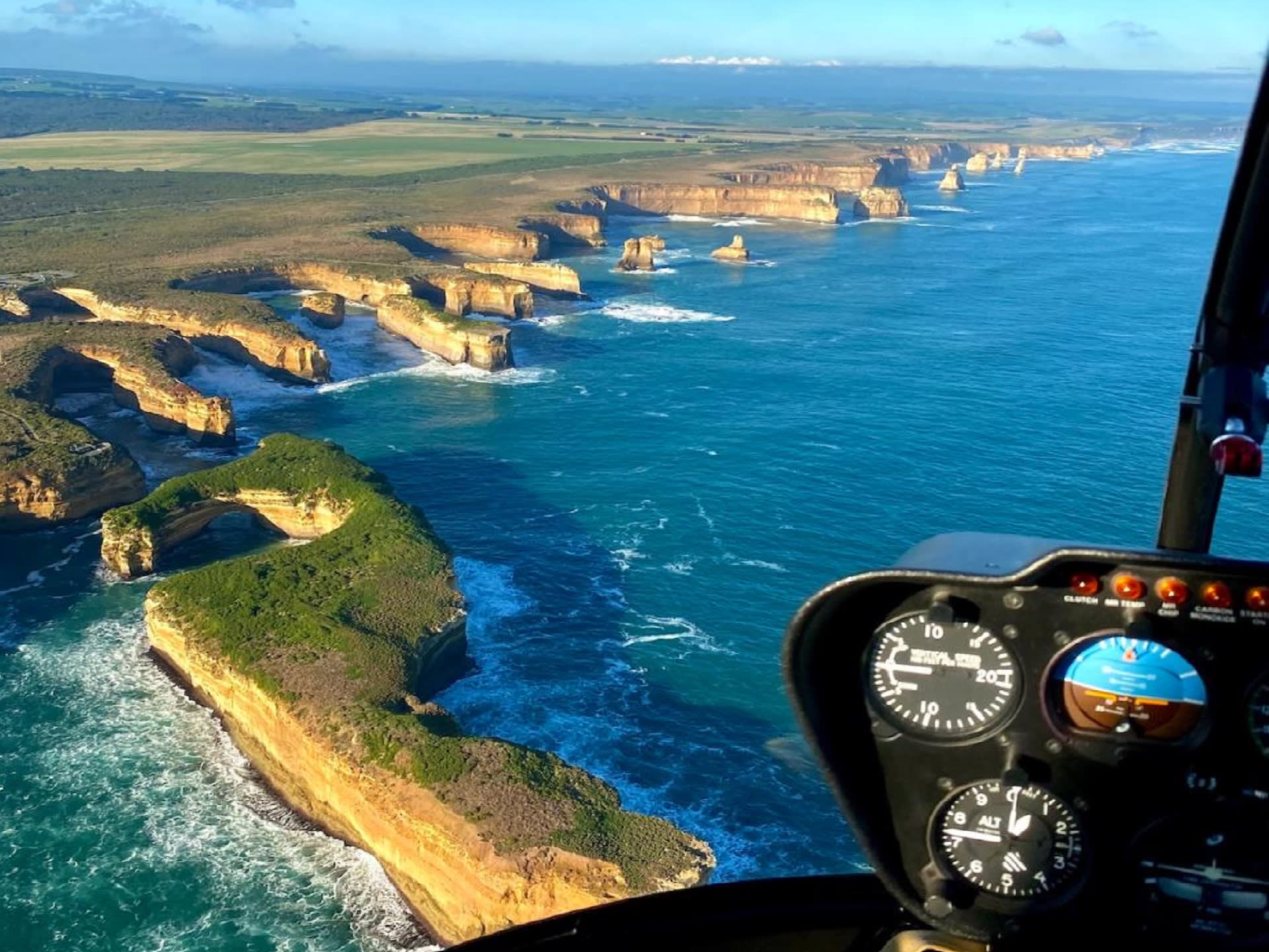 Private VIP Helicopter Experience from Melbourne to 12 Apostles