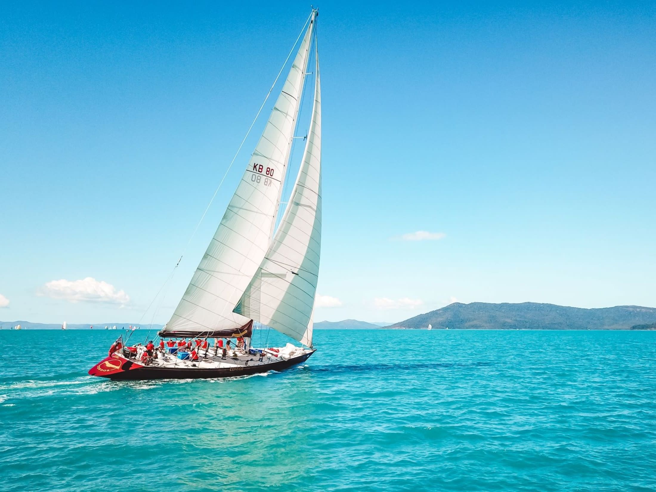 4 Days & 3 Nights Whitsunday Islands & Outer Reef Sailing Adventure on Condor