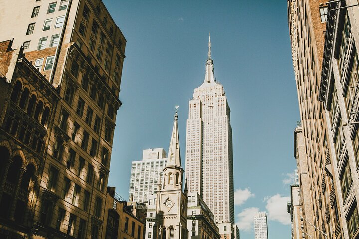 Art Deco and Architecture Tour in New York City with Local Expert Guide