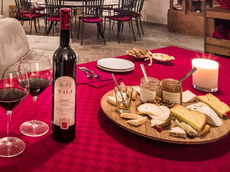 Assisi Wines & Cheeses Tour