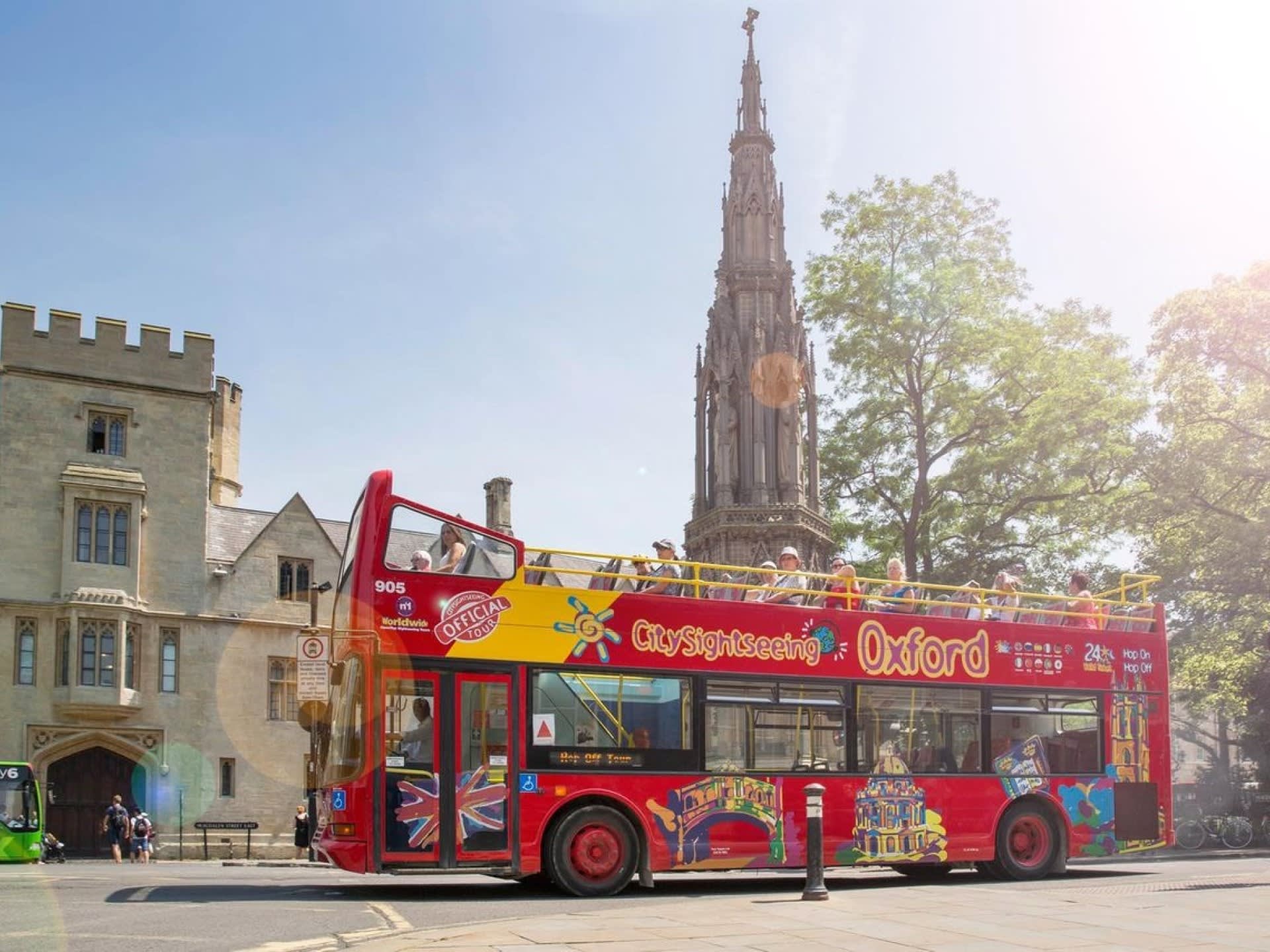 Panorama & Hop On Hop Off Bus Oxford 48 hours Ticket