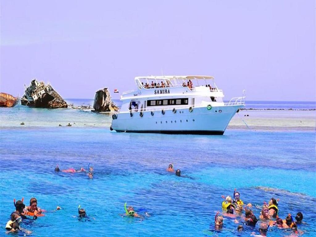Ras Mohamed White Island by Boat