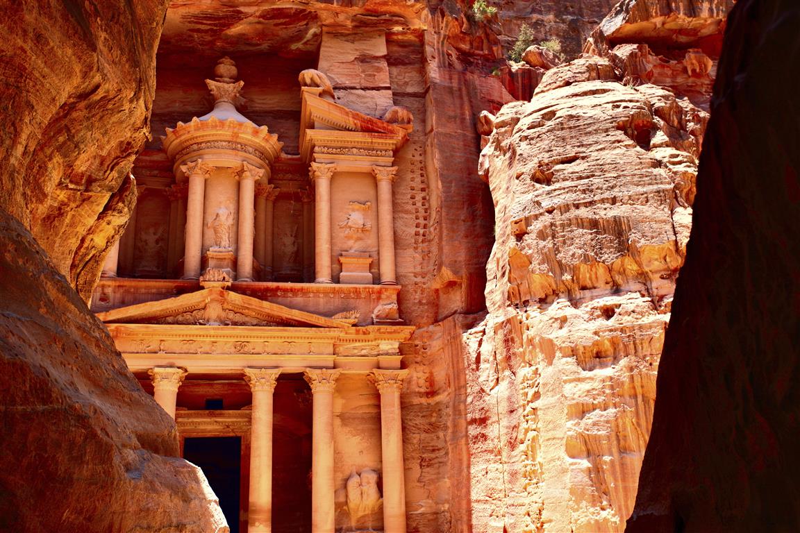  Explore Petra and Wadi Rum 3 days