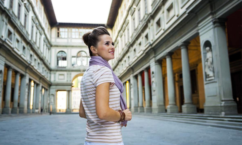 Florence: Uffizi Gallery Guided Tour with Apertivo (Happy Hour)