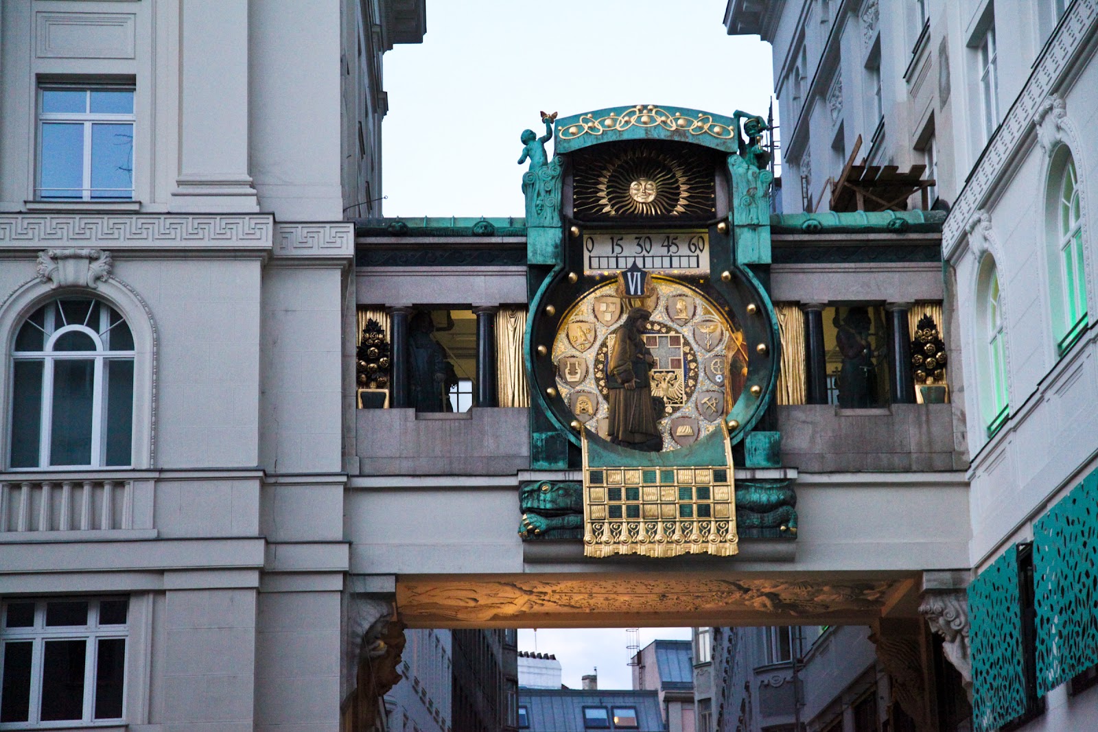 Vienna Art Nouveau: Otto Wagner and the City Trains with a Historian