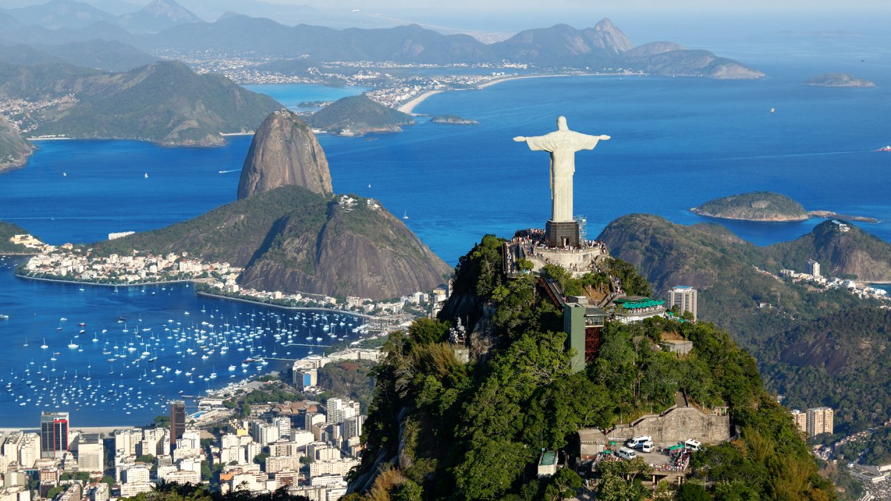 1 Day Tour in Rio (Sugarloaf, Corcovado and Lunch at a Steakhouse)