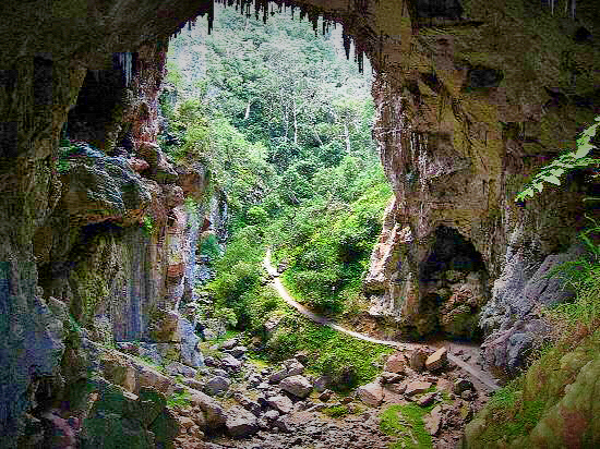 Jenolan Caves , Blue Mountains And Kanangra walls Adventure 4WD Day Tour