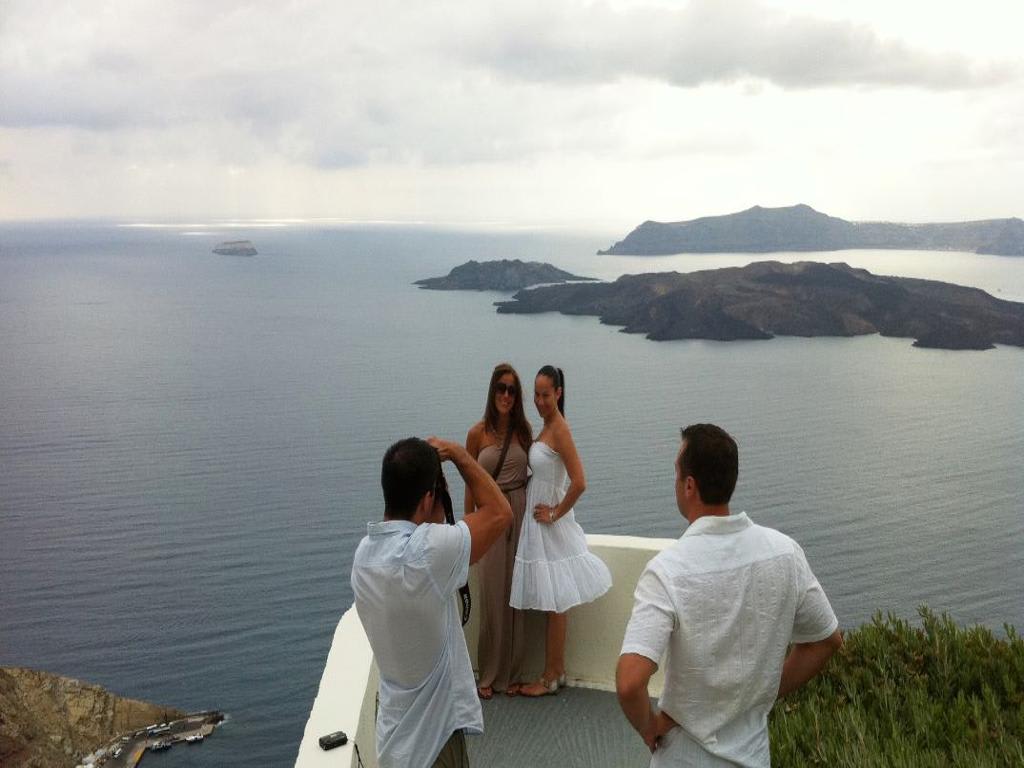 Santorini Highlights Private Tour