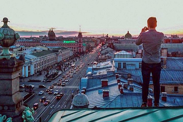 Rooftop Tour in St Petersburg with Best City Views for Photographers